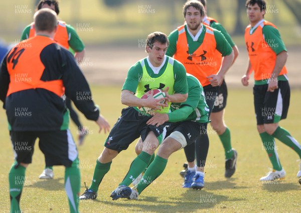 16.03.10 - Wales Rugby Training - Sam Warburton in action during training. 
