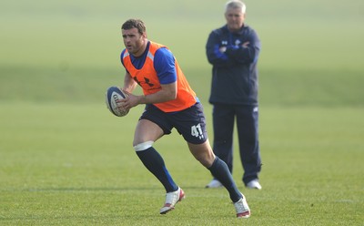 16.03.11 - Wales Rugby Training - Jamie Roberts during training. 