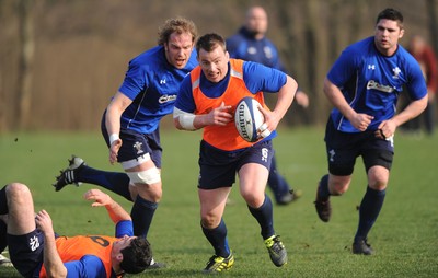 16.03.11 - Wales Rugby Training - Matthew Rees during training. 