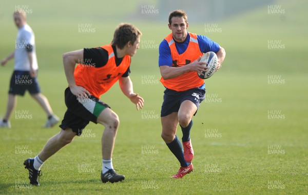 16.03.11 - Wales Rugby Training - Lee Byrne during training. 