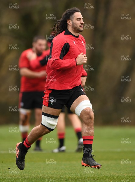 160321 - Wales Rugby Training - Josh Navidi during training
