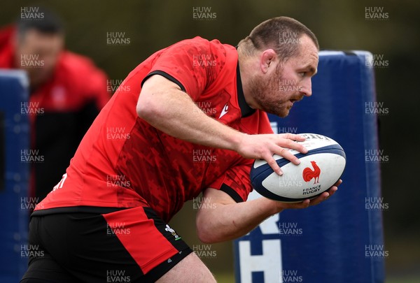 160321 - Wales Rugby Training - Ken Owens during training
