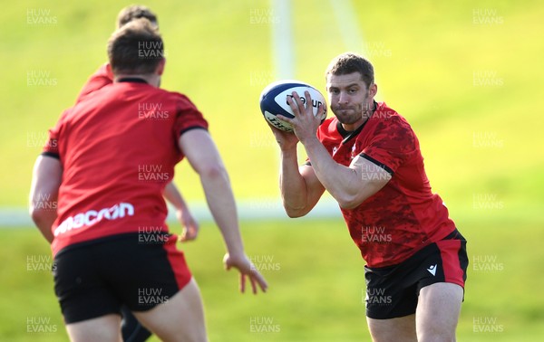 160321 - Wales Rugby Training - Leigh Halfpenny during training