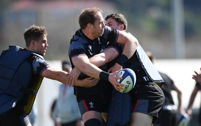 160323 - Wales Rugby Training - Alun Wyn Jones during training