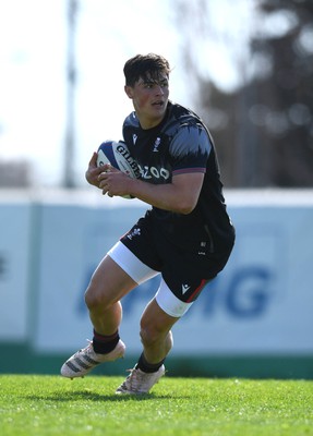 160323 - Wales Rugby Training - Louis Rees-Zammit during training