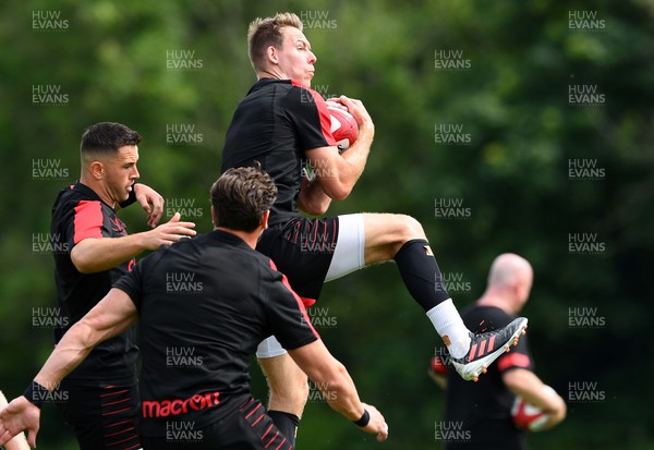 160622 - Wales Rugby Training - Liam Williams during training