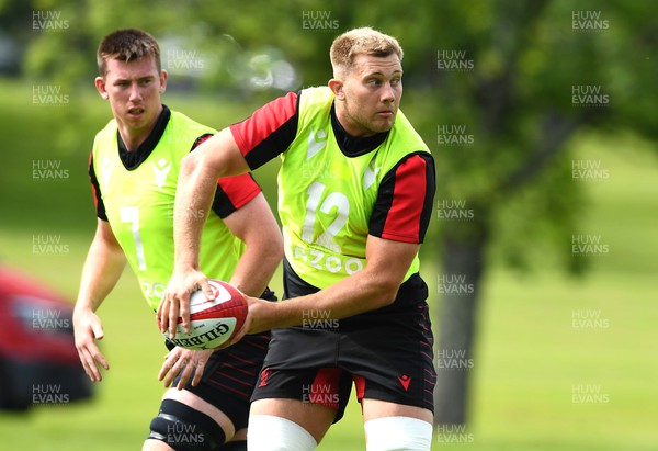 160622 - Wales Rugby Training - Ben Carter during training