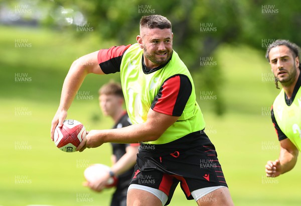 160622 - Wales Rugby Training - Gareth Thomas during training