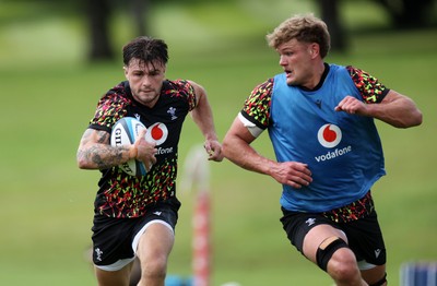 160626 - Wales Rugby Training - Joe Roberts during training