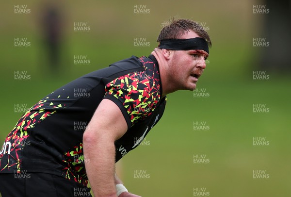 160626 - Wales Rugby Training - Dewi Lake during training