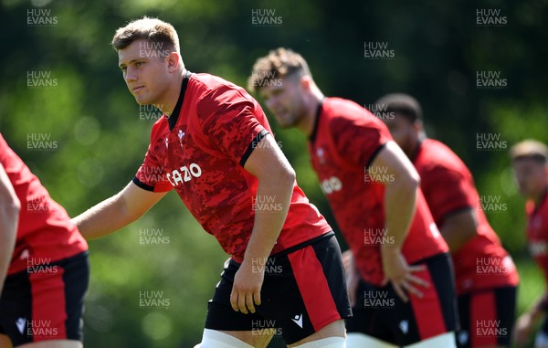 160721 - Wales Rugby Training - Ben Carter during training