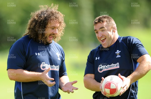 16.08.11 - Wales Rugby Training - Adam Jones and Huw Bennett during training. 