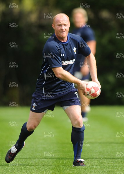16.08.11 - Wales Rugby Training - Martyn Williams during training. 