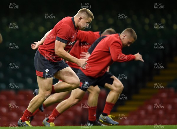 160819 - Wales Rugby Training - James Davies and Jonathan Davies (right) during training