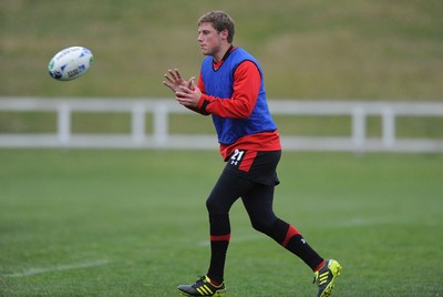 150911 - Wales Rugby Training -Rhys Priestland during training