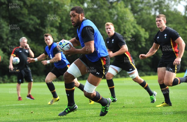 160915 - Wales Rugby World Cup Training -Taulupe Faletau during training