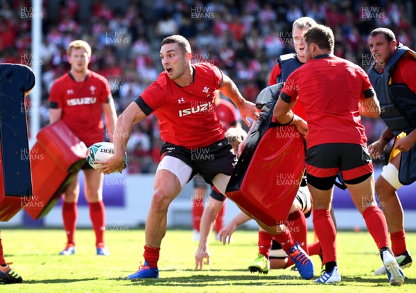 160919 - Wales Rugby Training - George North during an open training session