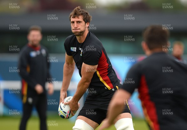 161015 - Wales Rugby Training -Luke Charteris during training