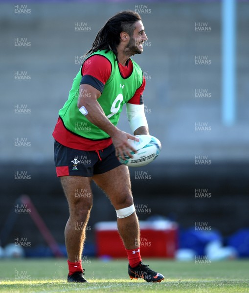 161019 - Wales Rugby Training - Josh Navidi during training