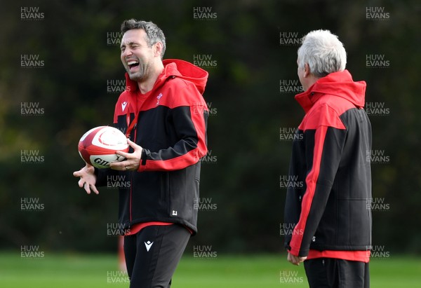 161020 - Wales Rugby Training - Stephen Jones and Paul Stridgeon during training