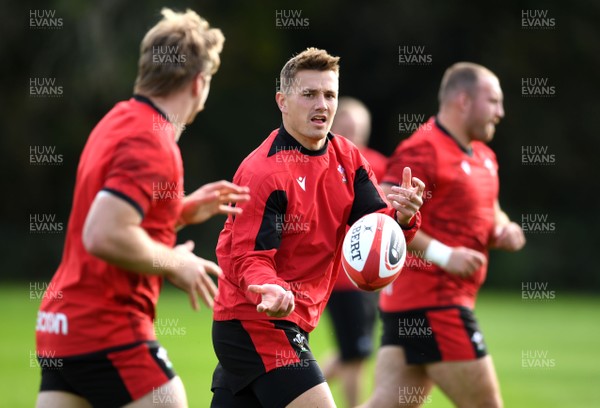 161020 - Wales Rugby Training - Jonathan Davies during training