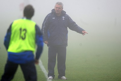 16.11.10 - Wales Rugby Training - Head coach Warren Gatland during training. 
