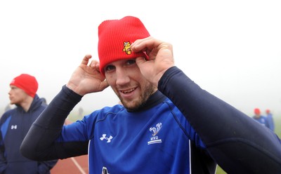 16.11.10 - Wales Rugby Training - Andrew Bishop puts on his Children in Need hat during training. 