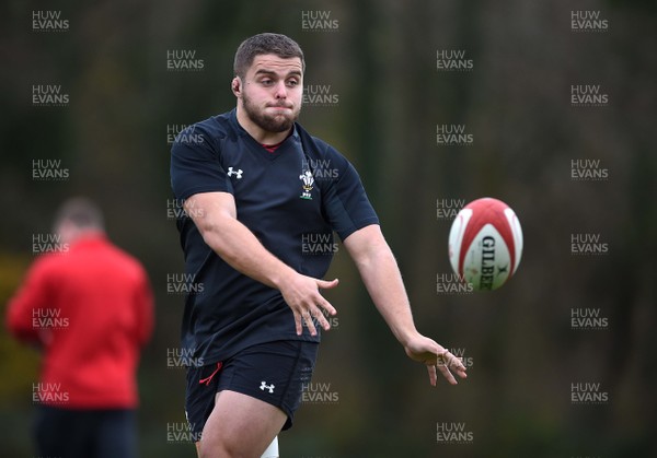 161117 - Wales Rugby Training - Nicky Smith during training
