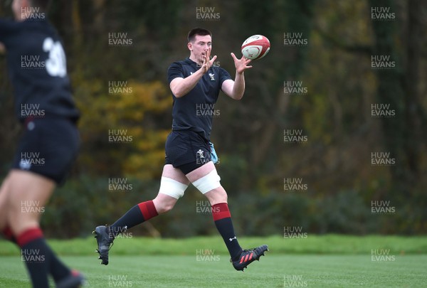 161117 - Wales Rugby Training - Adam Beard during training
