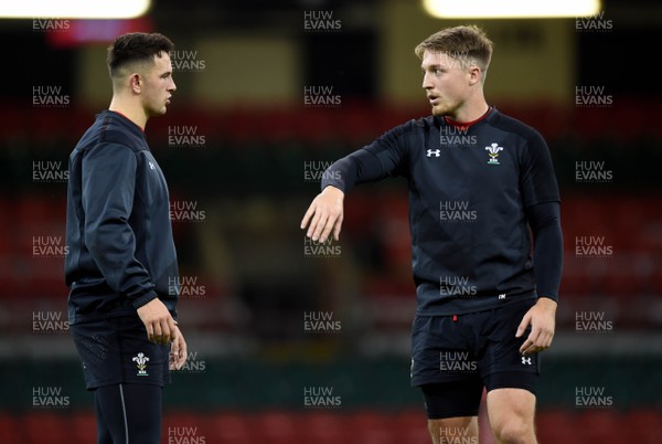 161118 - Wales Rugby Training - Owen Watkins and Hallam Amos during training