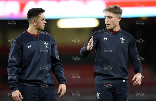 161118 - Wales Rugby Training - Owen Watkins and Hallam Amos during training