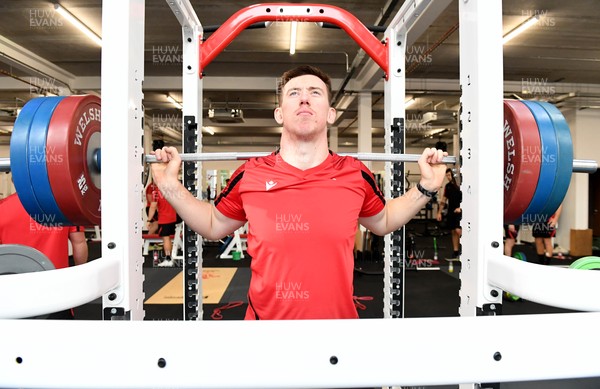 161121 - Wales Rugby Gym Session - Adam Beard during a gym session
