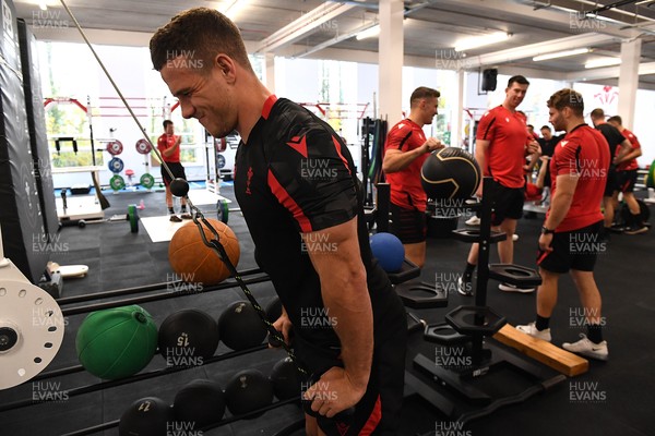 161121 - Wales Rugby Gym Session - Kieran Hardy during a gym session