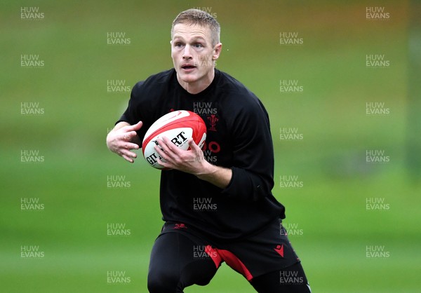 161121 - Wales Rugby Training - Johnny McNicholl during training