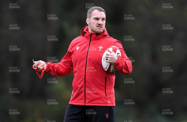 161121 - Wales Rugby Training - Gethin Jenkins during training