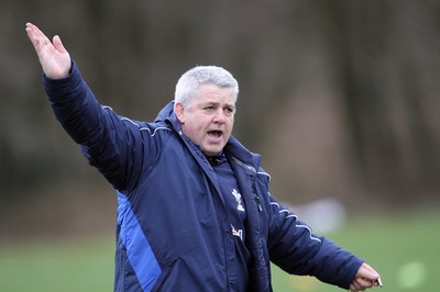 17.02.11 - Wales Rugby Training... Warren Gatland. 