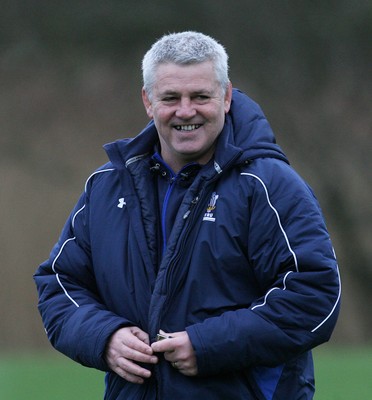 17.02.11 - Wales Rugby Training... Warren Gatland. 