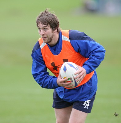 17.02.11 - Wales Rugby Training... Ryan Jones. 