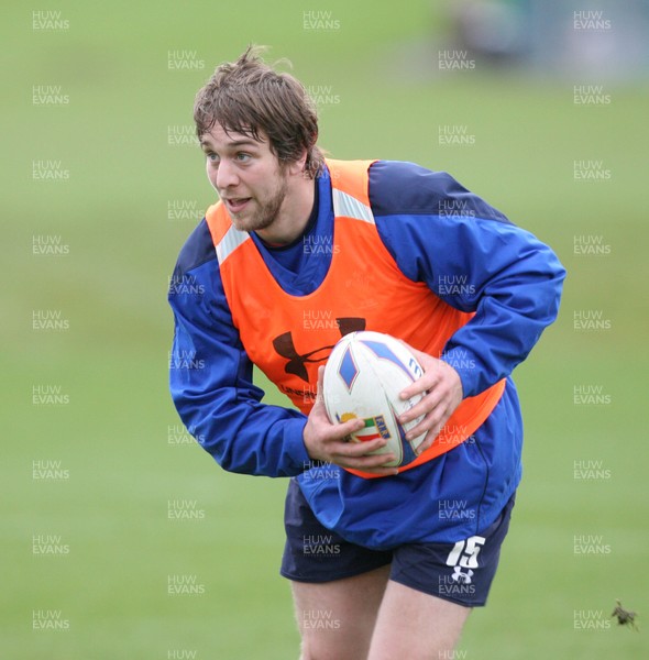 17.02.11 - Wales Rugby Training... Ryan Jones. 