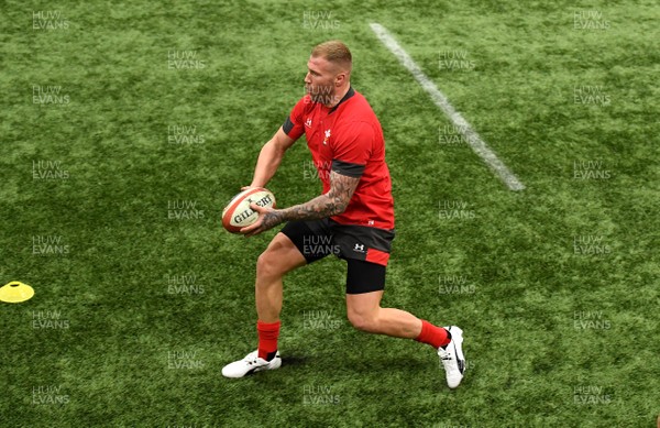170220 - Wales Rugby Training - Ross Moriarty during training