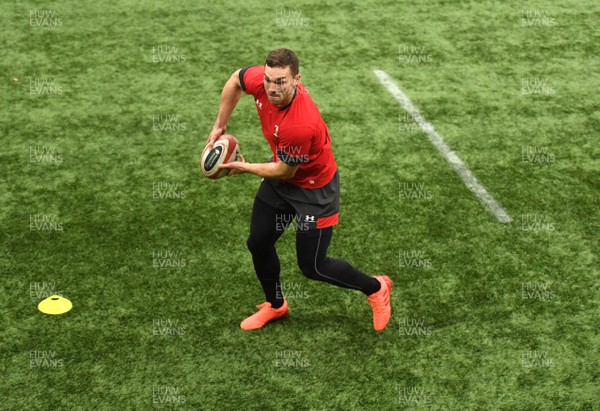 170220 - Wales Rugby Training - George North during training