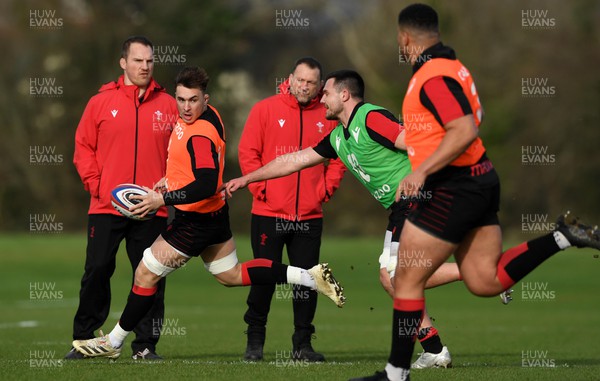 170222 - Wales Rugby Training - Taine Basham during training