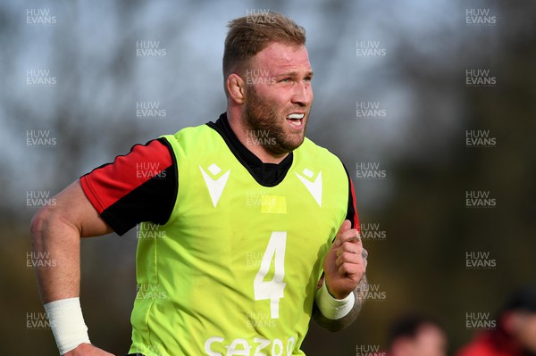 170222 - Wales Rugby Training - Ross Moriarty during training
