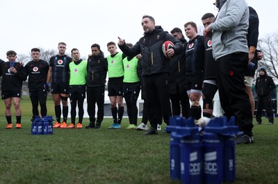 170225 - Wales Rugby Training in the week leading up to their 6 Nations game against Ireland - Matt Sherratt, Head Coach during training