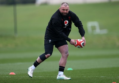 170225 - Wales Rugby Training in the week leading up to their 6 Nations game against Ireland - Sam Parry during training