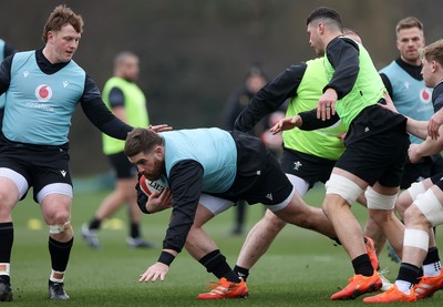 170225 - Wales Rugby Training in the week leading up to their 6 Nations game against Ireland - Kemsley Mathias during training