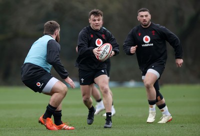 170225 - Wales Rugby Training in the week leading up to their 6 Nations game against Ireland - Jarrod Evans during training