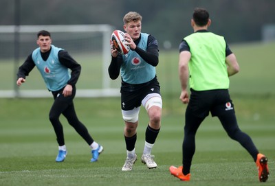 170225 - Wales Rugby Training in the week leading up to their 6 Nations game against Ireland - Taine Plumtree during training