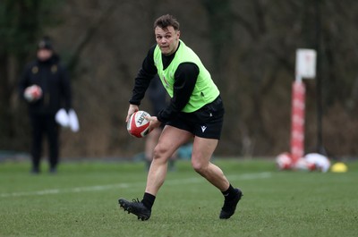 170225 - Wales Rugby Training in the week leading up to their 6 Nations game against Ireland - Jarrod Evans during training