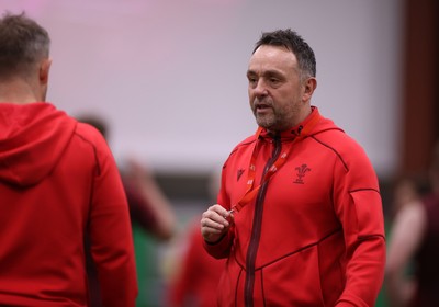 170226 - Wales Rugby Training ahead of their Six Nations game against Scotland - Matt Sherratt, Attack Coach during training